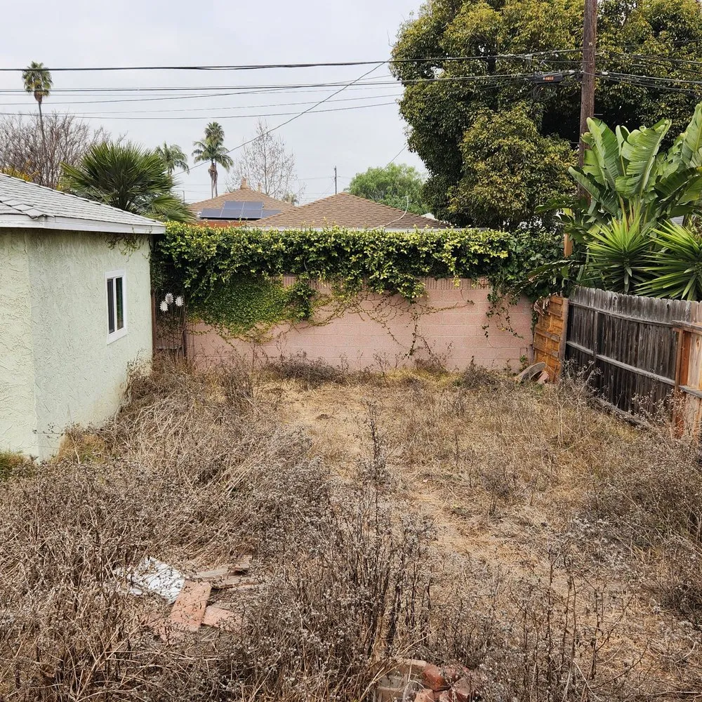 Trusted yard maintenance for residential properties in Lawndale, CA by John’s Yard Clean-Up Service