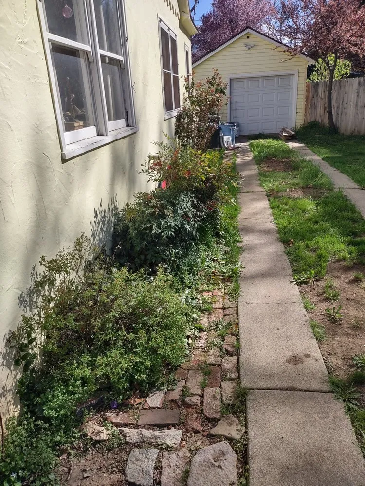 Reliable landscaping services in Fort Jones, CA - John's yard service