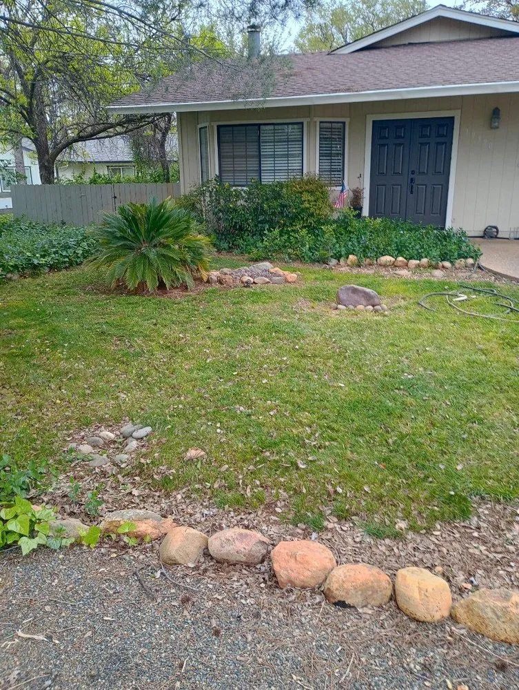 Professional garden landscaping experts serving Fort Jones, CA - John's yard service