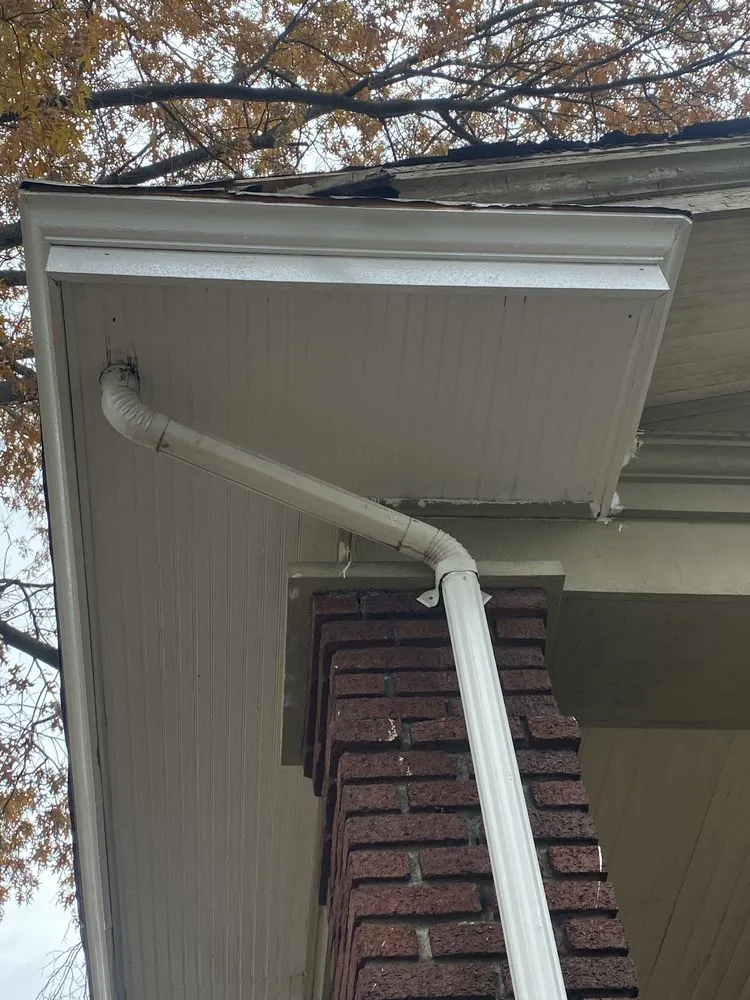 Professional landscaping services experts serving Cincinnati, OH - Johnson & Sonz