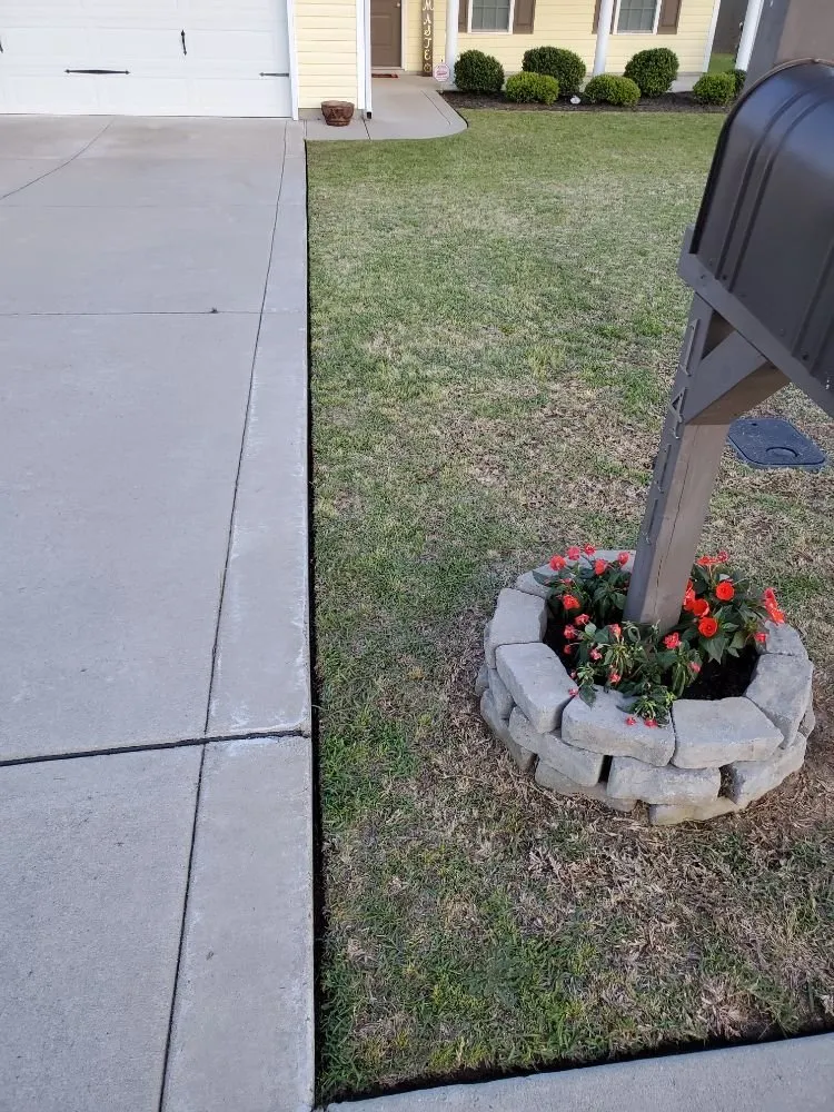 Reliable lawn mowing service with custom design across Fayetteville, NC - Johnson Enterprise