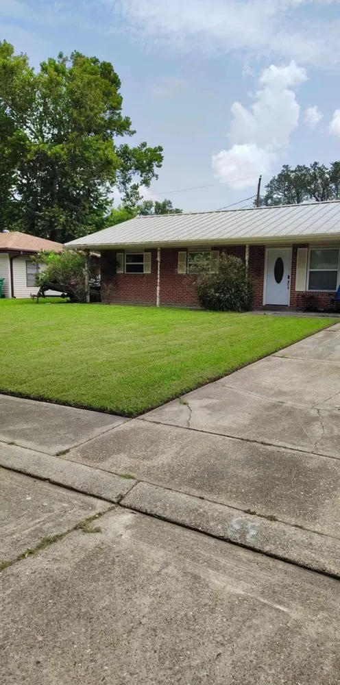 Top-rated outdoor landscaping experts serving Laplace, LA - Johnson Family Services