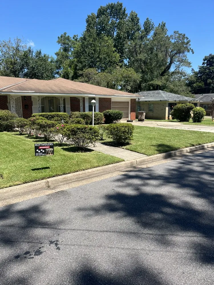 Reliable landscape installation for outdoor upgrades across Mobile, AL - Johnson Lawn And Handyman Service