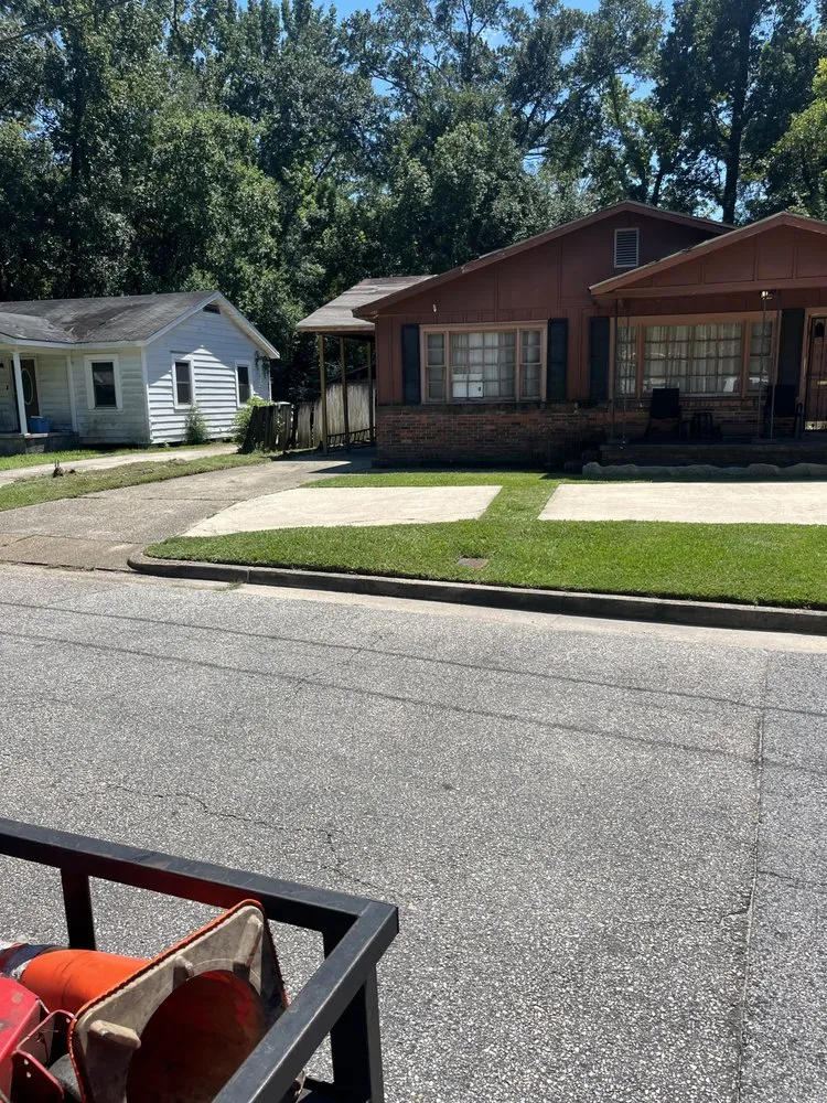 Reliable landscape design experts serving Mobile, AL - Johnson Lawn And Handyman Service