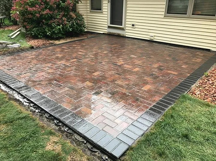 Top-rated lawn care service in Oregon, WI - Johnson Lawncare and Landscape