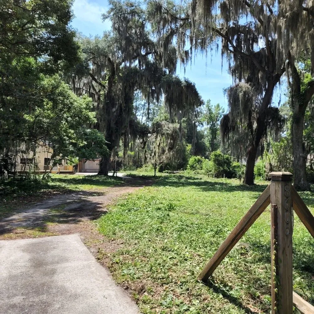 Affordable landscape installation experts serving Hilton Head, SC - Johnson Lawncare Service