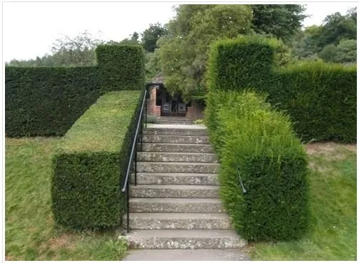 Expert residential landscaping experts serving Fort Wayne, IN - Johnson Tree Service Fort Wayne