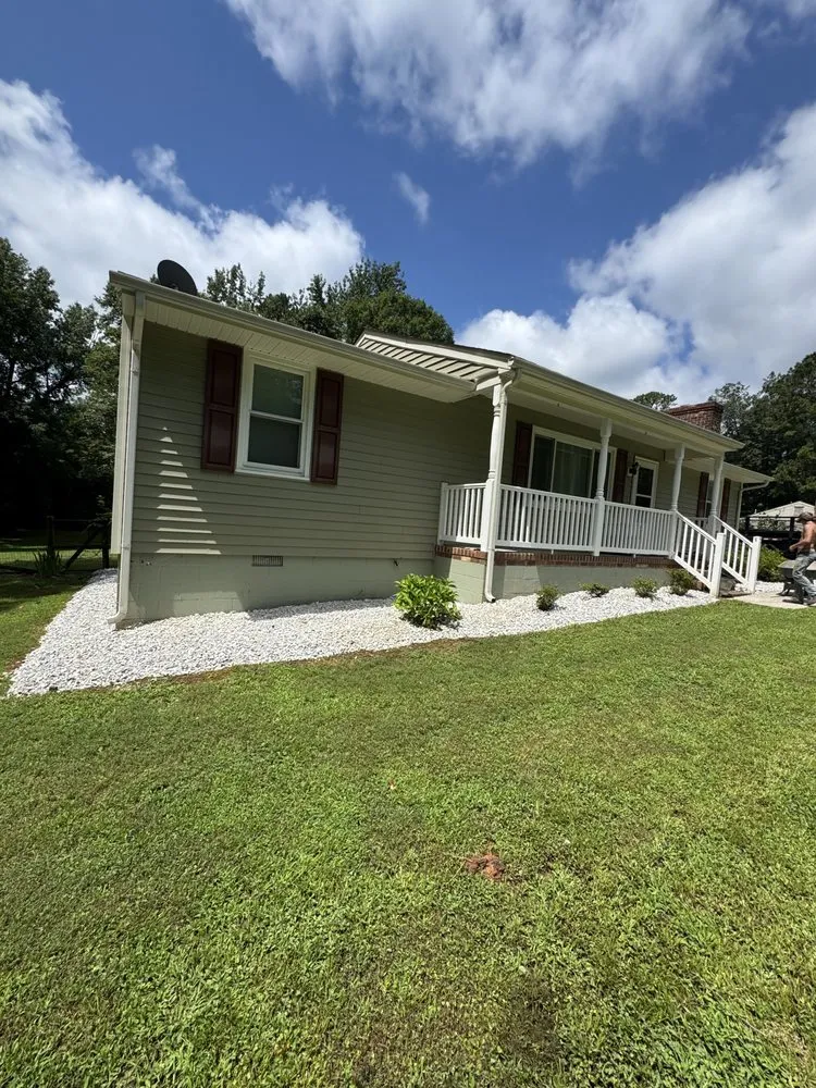 Top-rated landscaping services for residential properties in Powhatan, VA by Johnson’s Demo & Landacape