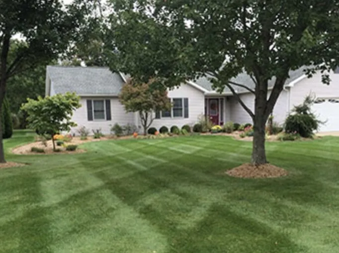 Trusted yard maintenance experts serving Dayton, OH - Johnson’s Landscaping and Home Improvment