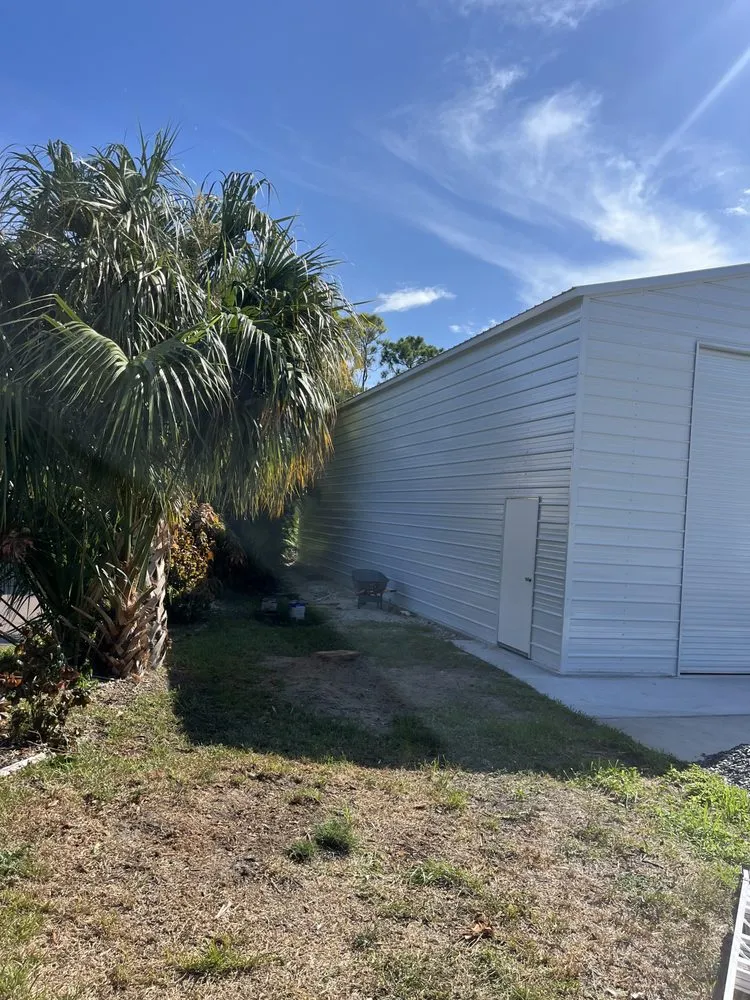 Affordable garden landscaping for year-round maintenance across Fort Pierce, FL - Johnson’s Landscaping