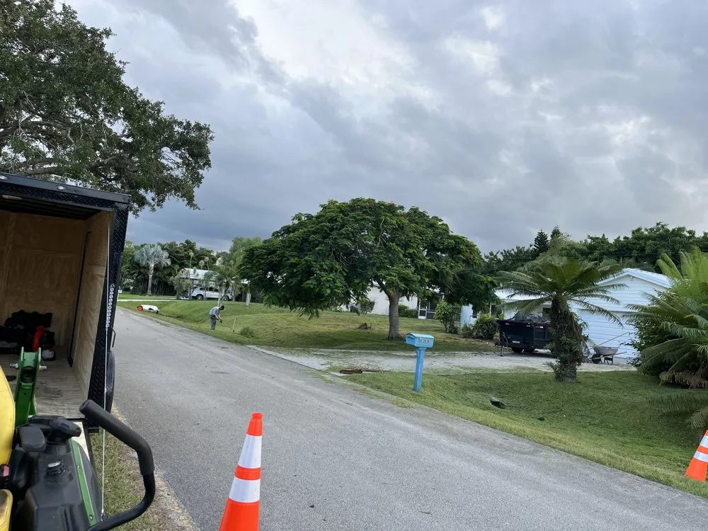 Trusted yard maintenance in Fort Pierce, FL by Johnson’s Landscaping