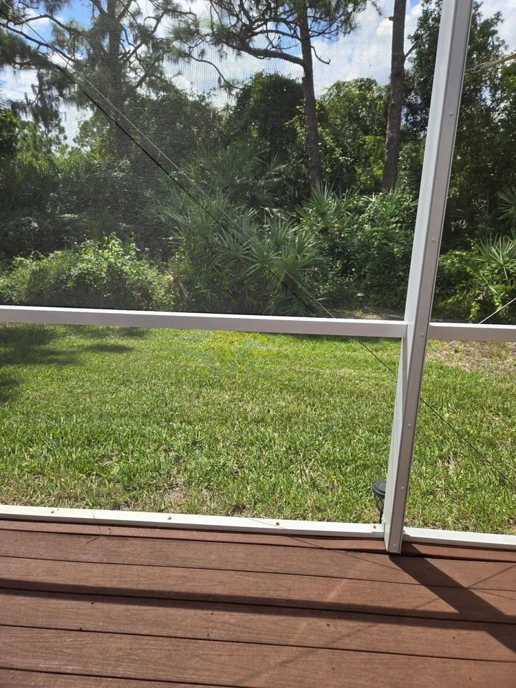 Custom garden landscaping in Fort Pierce, FL by Johnson’s Landscaping