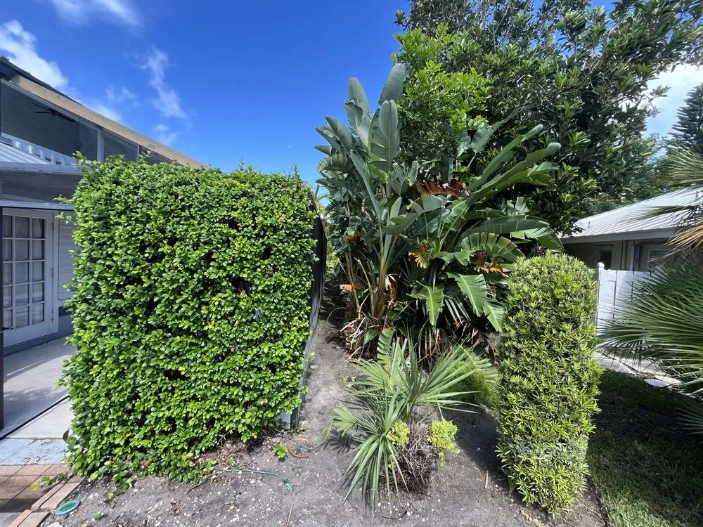 Top-rated landscape installation with custom design in Fort Pierce, FL by Johnson’s Landscaping