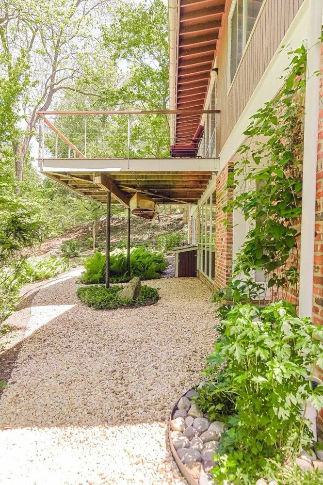 Reliable landscape installation experts serving Olney, MD - Johnson's Landscaping Service