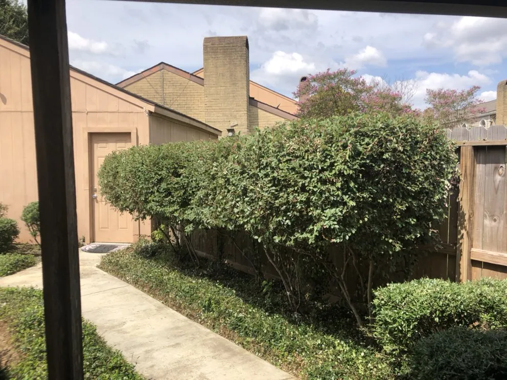 Reliable landscape design experts serving Sugar Land, TX - Johnson’s Lawn And Welding Services