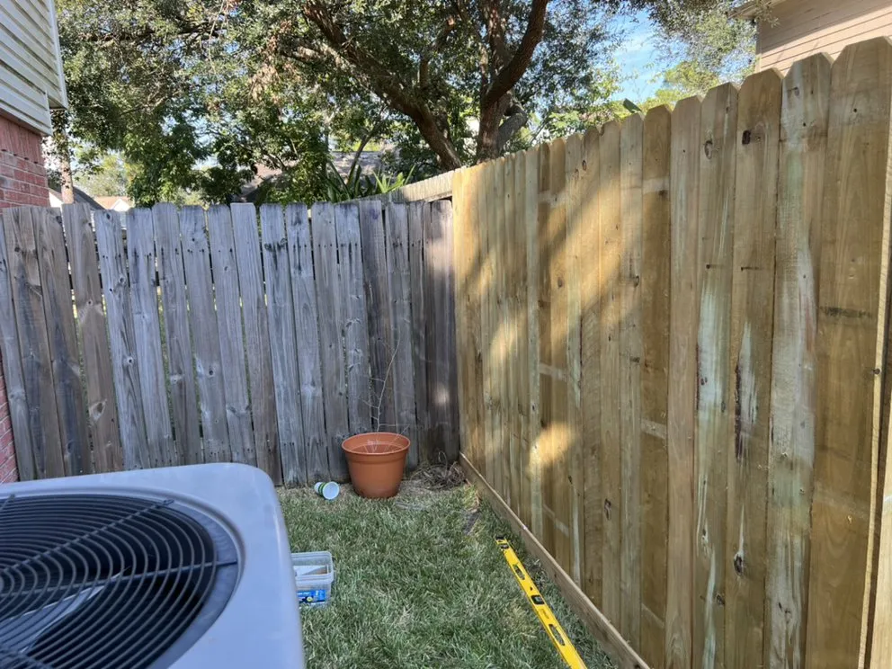 Local lawn mowing service experts serving Houston, TX - Johnson’s Lawn Care & Fence Co