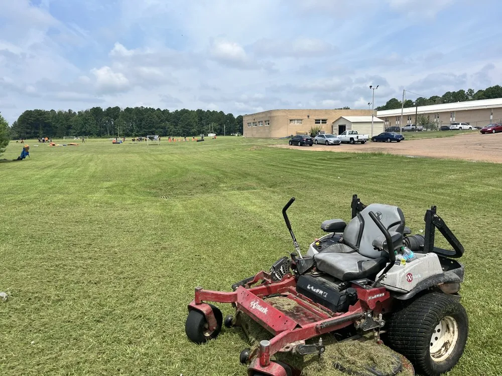 Custom yard cleanup service for homes in Little Elm, TX by Johnsons Lawncare