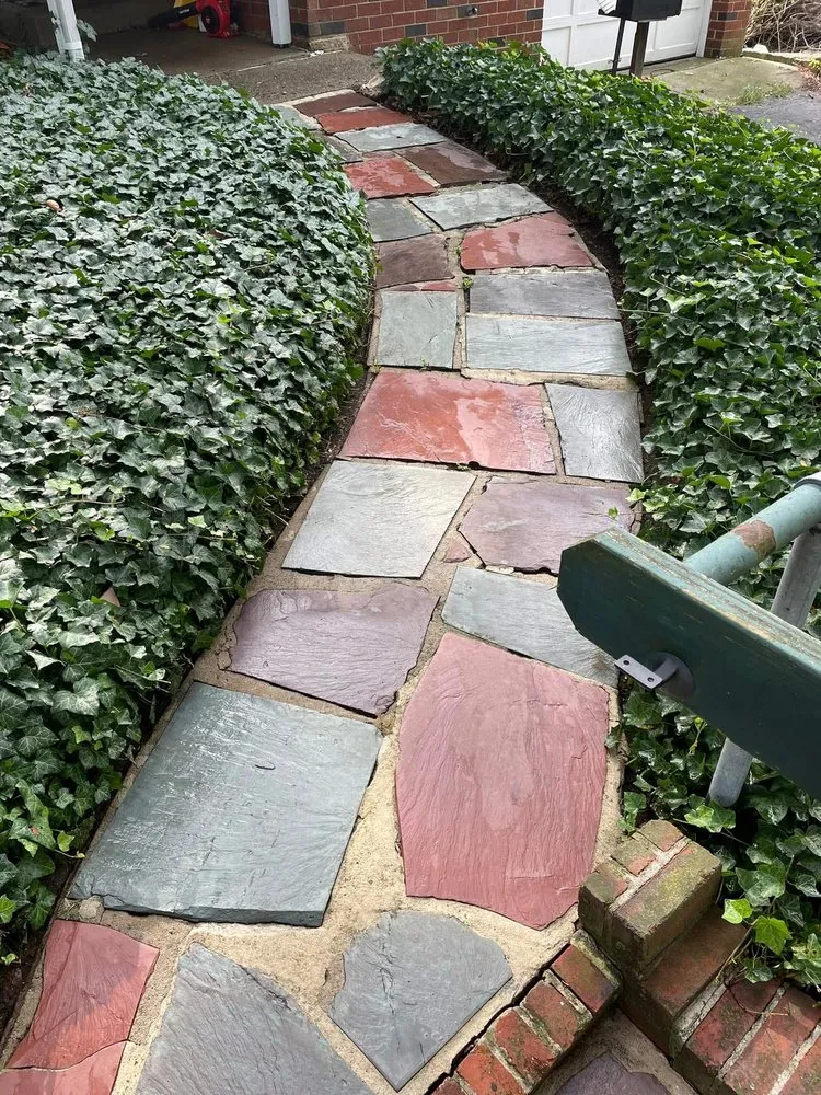 Local garden landscaping for beautiful yards in Allentown, PA by Johnson’s Lawnscaping