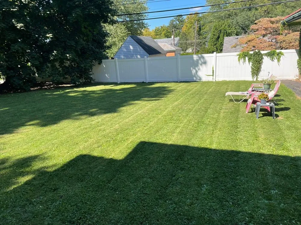 Local yard cleanup service experts serving Allentown, PA - Johnson’s Lawnscaping