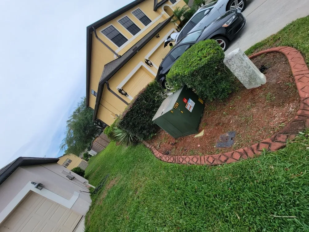 Reliable garden landscaping for beautiful yards across Zephyrhills, FL - joiners property maintenance
