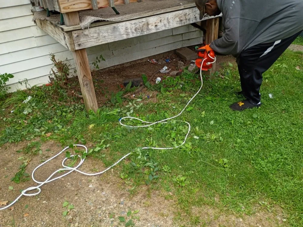 Custom lawn mowing service in Kalamazoo, MI by Jojo and John's Handyman Service