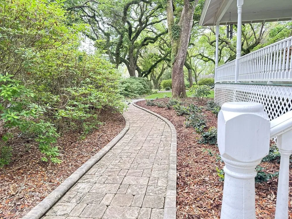 Reliable landscaping services in Foley, AL - JoJo's Pine Straw