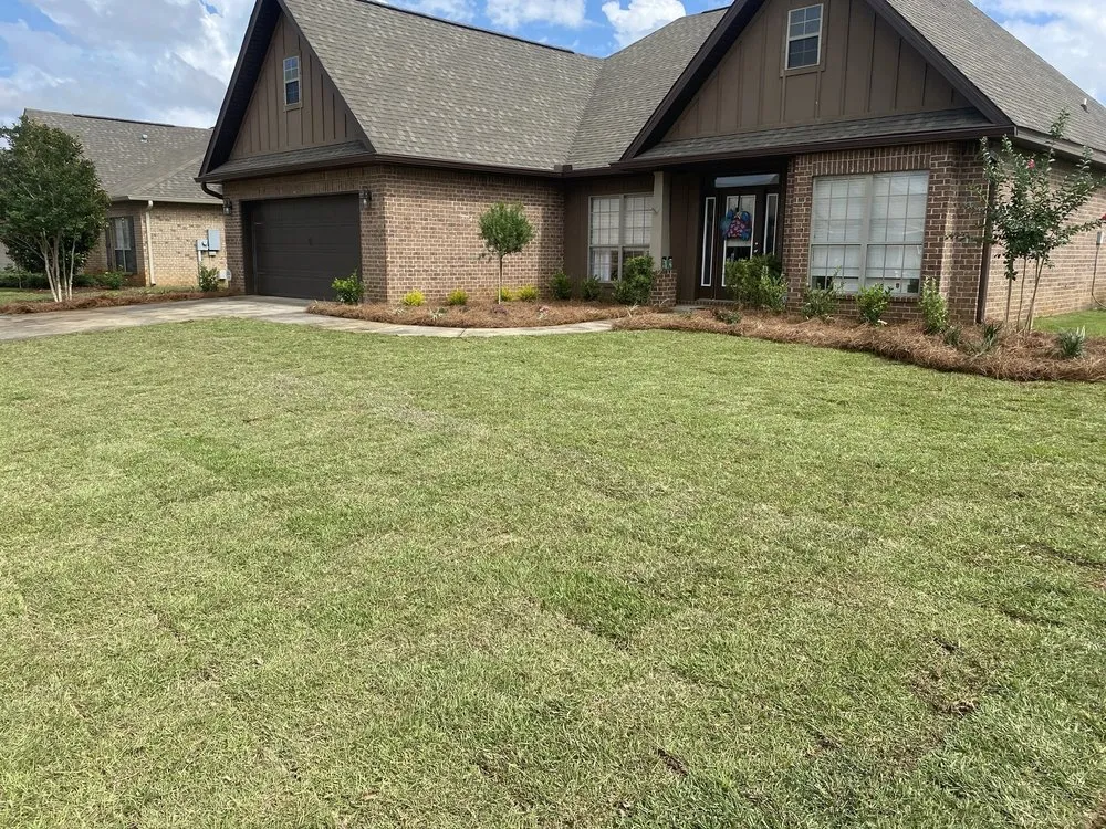 Affordable yard maintenance in Foley, AL - JoJo's Pine Straw