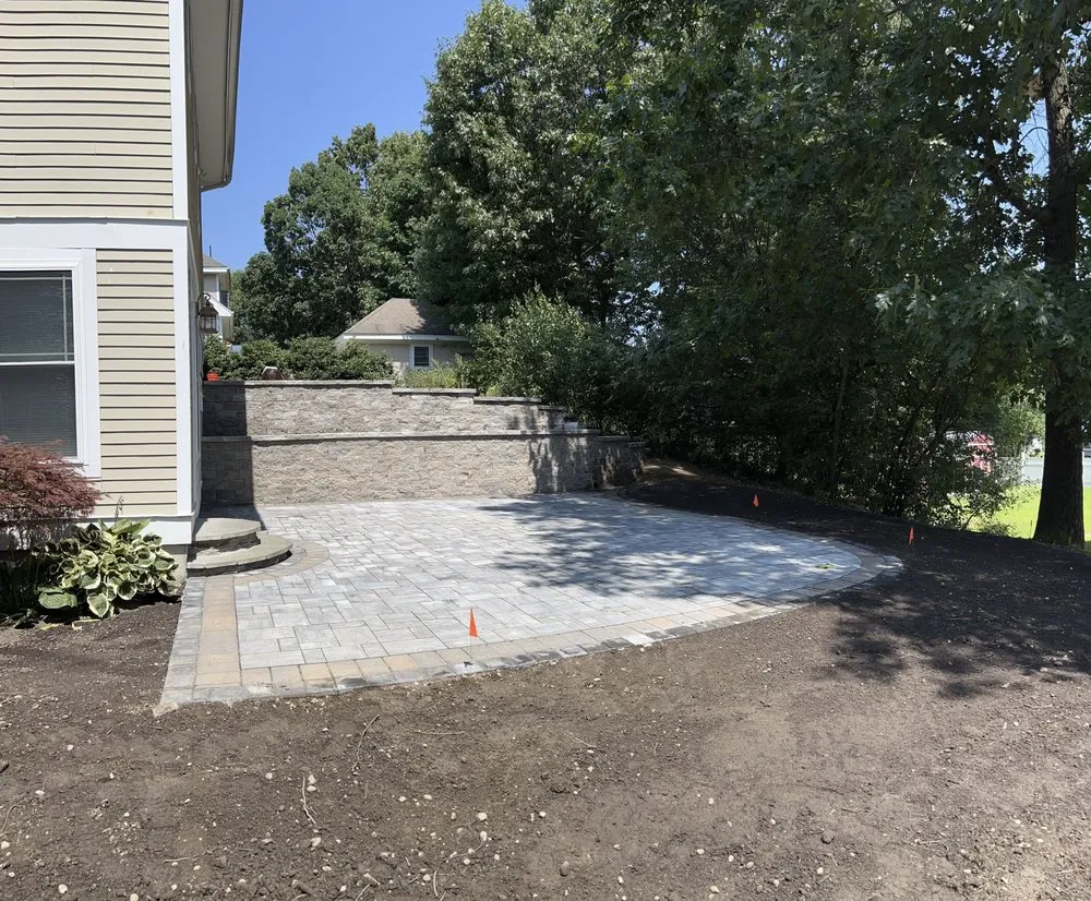 Professional yard cleanup service in East Longmeadow, MA - Jon Starr Landscaping & Design