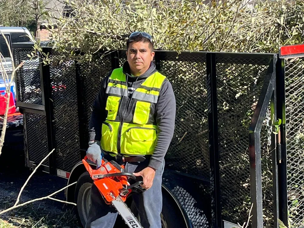 Professional yard cleanup service in Kyle, TX by Jonas Jonathan Services