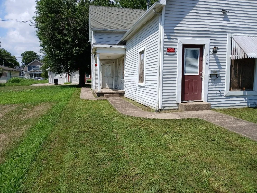 Expert residential landscaping for year-round maintenance across Evansville, IN - Jonathan Yard Business