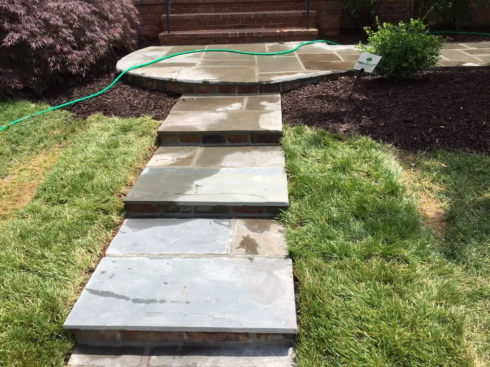 Expert residential landscaping in Leesburg, VA by Jonathan Zans