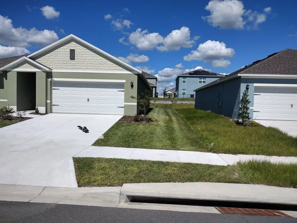 Affordable landscape design experts serving Auburndale, FL - Jonathan's Lawn Care and Pressure Washing