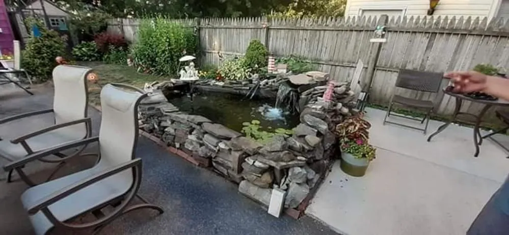 Local yard cleanup service for residential properties across Buffalo, NY - Jonathan's Moving And Maintenance