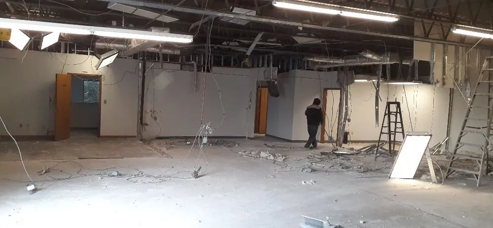 Top-rated yard maintenance for residential properties across Buffalo, NY - Jonathan's Moving And Maintenance