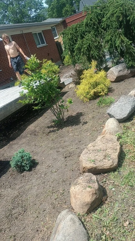 Affordable garden landscaping in Warsaw, KY by Jones Complete Construction