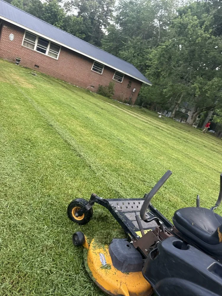 Top-rated landscape design in Sanford, NC - Jones Lawn & Hauling