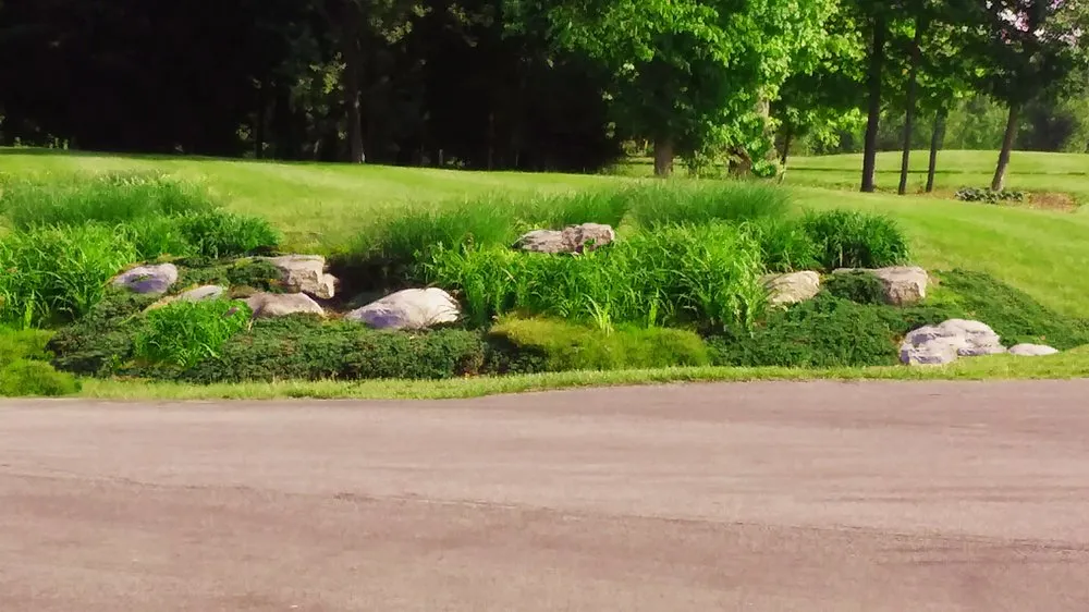 Reliable landscaping services experts serving Hamilton, OH - Jones Lawn Care Services