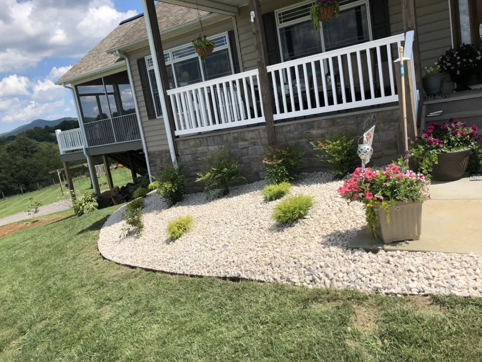 Expert landscape installation in Rural Retreat, VA - Jones Nursery And Landscaping