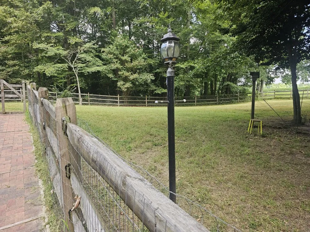 Expert residential landscaping experts serving Smithfield, VA - Jones Pressure Washing & Landscaping