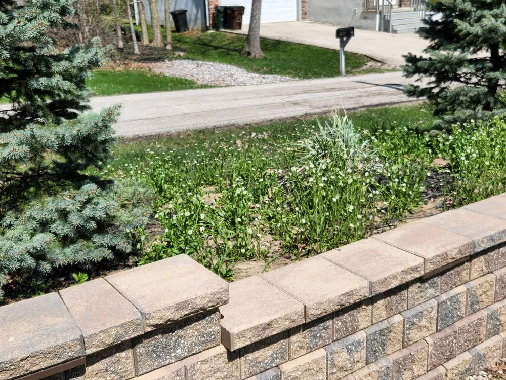 Affordable garden landscaping in Columbus, OH - Jones Topsoil