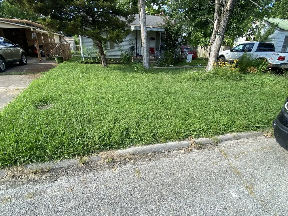 Affordable garden landscaping for beautiful yards in Miami, OK by Joniahs Tree Service