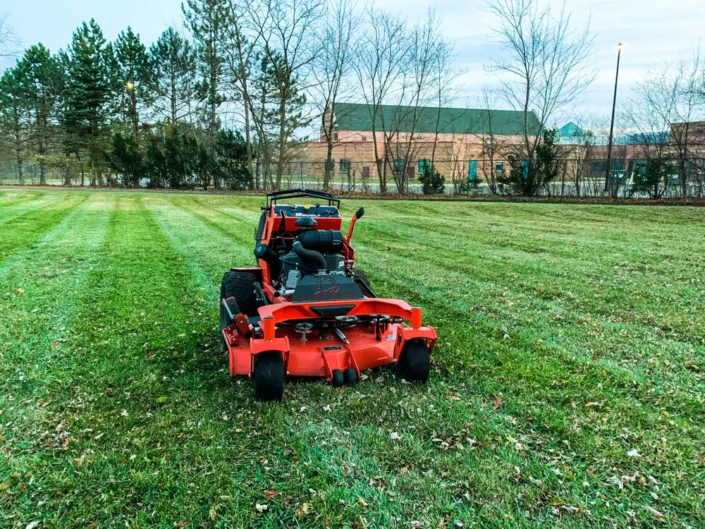 Professional lawn care service experts serving Birmingham, MI - Jonny G Lawn Care