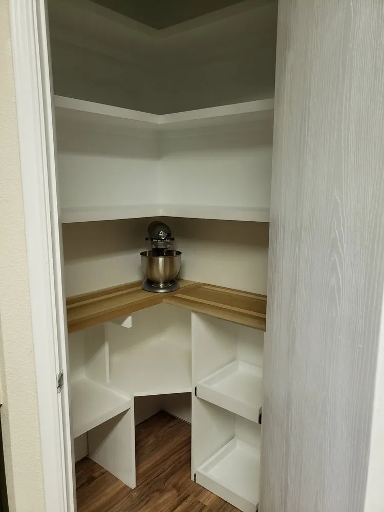 Top-rated yard cleanup service for beautiful yards in College Station, TX by Jonny On The Spot