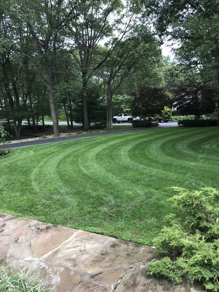 Top-rated garden landscaping for homes across Smithtown, NY - Jonny's Landscaping Service