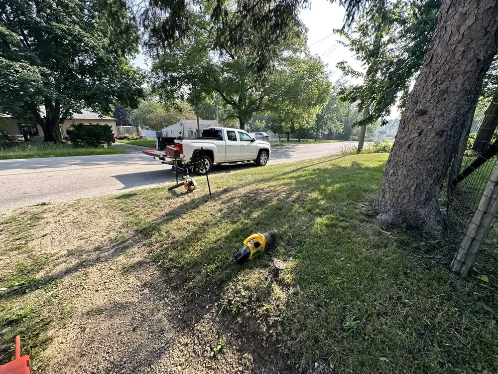 Affordable residential landscaping near you in Rockford, IL by Jon’s And Dom’s Lawn Service