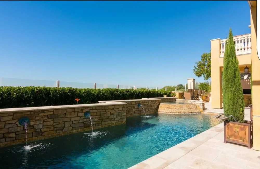 Custom garden landscaping in Mission Viejo, CA by Jon's Masonry & Landscape