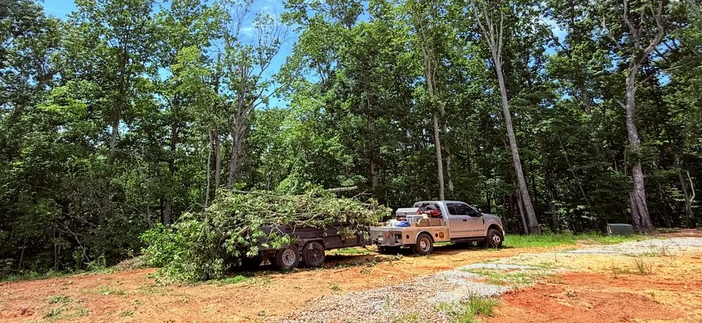 Affordable residential landscaping experts serving Clinton, TN - JonseyBoys