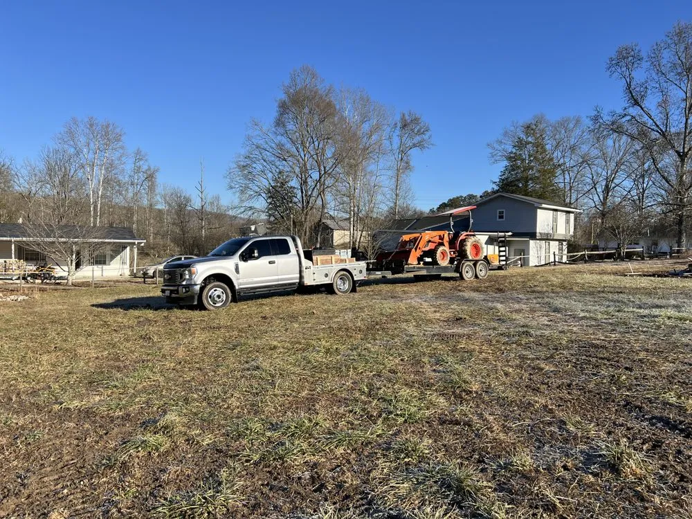 Local outdoor landscaping for beautiful yards in Clinton, TN by JonseyBoys