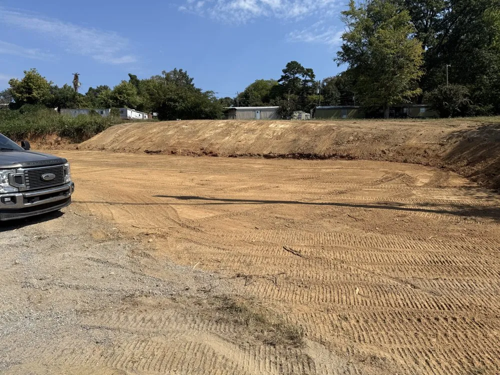 Affordable lawn mowing service in Clinton, TN by JonseyBoys