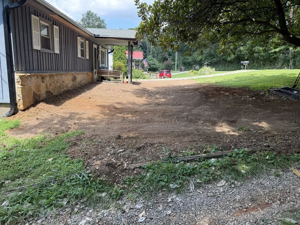 Custom yard maintenance with custom design in Clinton, TN by JonseyBoys